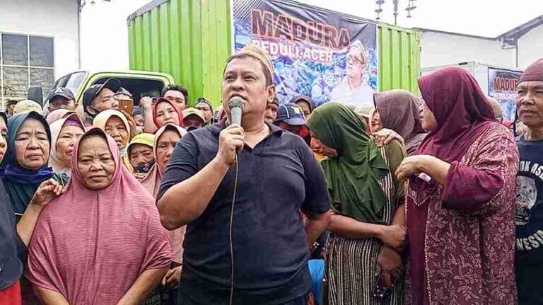 Haji Her Salurkan Bantuan Kemanusiaan Untuk Korban Bencana Aceh Dan Sumatra