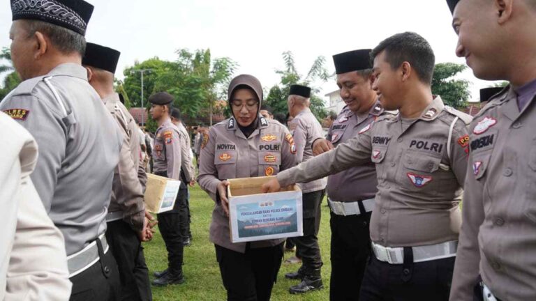 Peduli Kemanusiaan, Polres Jombang Gelar Penggalangan Dana Korban Bencana Alam Di Sumatera