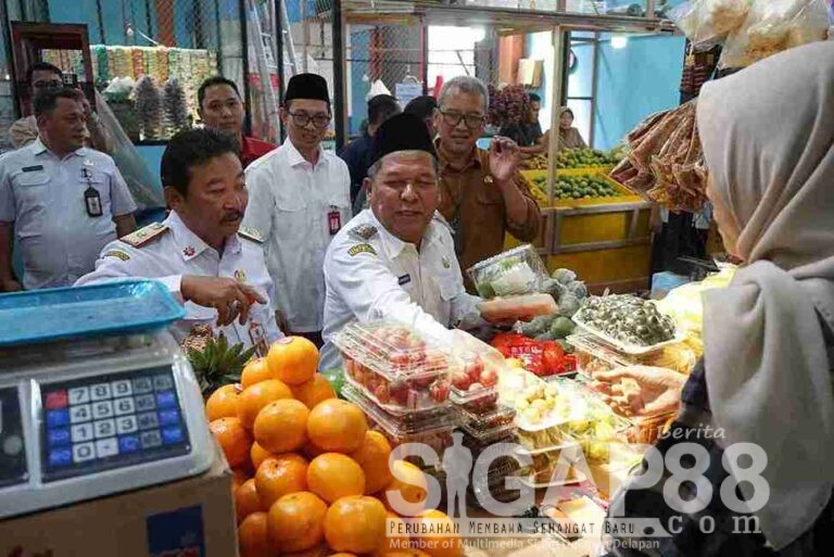 Wakil Bupati Jombang Resmikan Pasar Buah Ploso