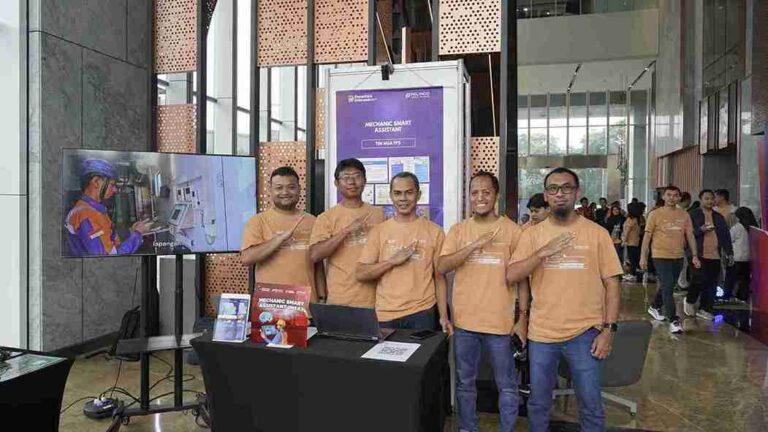 Terminal Petikemas Surabaya Luncurkan Mechanic Smart Assistant, Dorong Efisiensi Perawatan Alat Berbasis Teknologi Ai