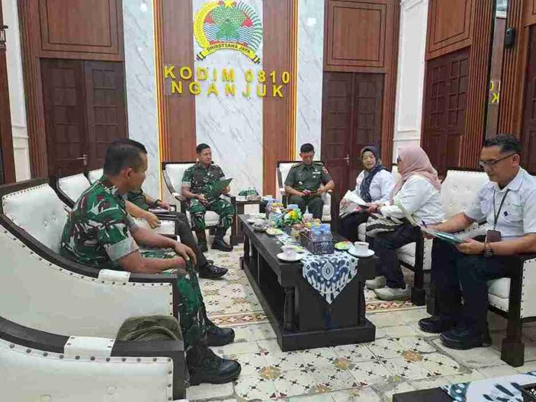 Perhutani Kph Jombang Dan Tni Jalin Sinergitas Perkuat Keamanan Hutan