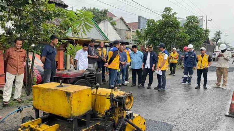 Bupati Jombang Pastikan Perbaikan Jalan Nasional Segera Dieksekusi Menyeluruh