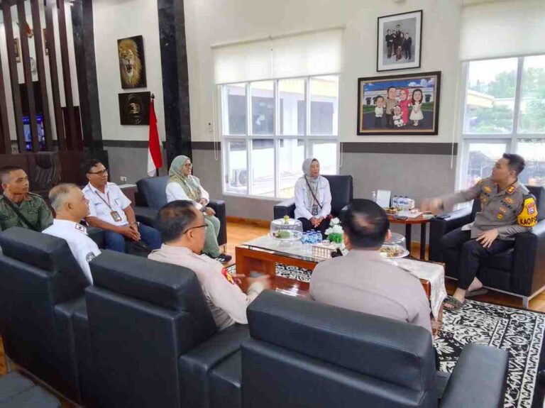 Sinergitas Perhutani Kph Jombang Bersama Polri
