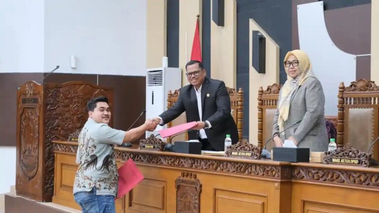 Bahas Pembangunan 2027, Dprd Kabupaten Pasuruan Rapat Paripurna Internal