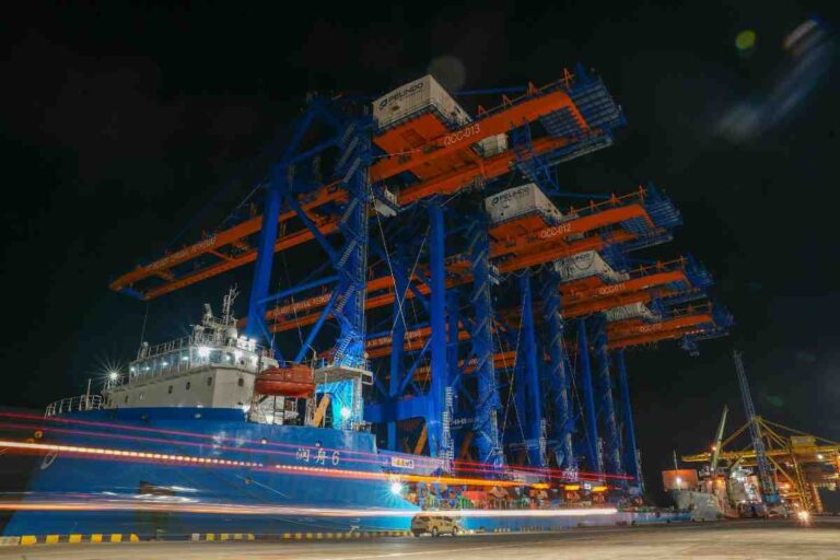 Pelindo Tambah Empat Quay Container Crane Di Terminal Petikemas Semarang
