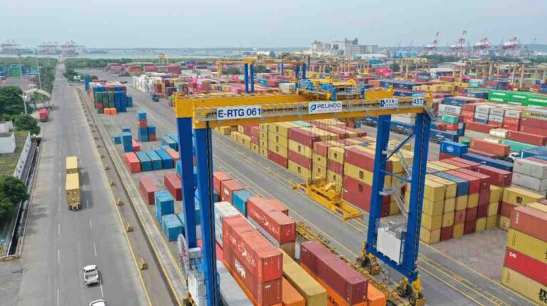 Terminal Petikemas Surabaya Pastikan Kelancaran Operasional Jelang Idul Fitri 1447 H