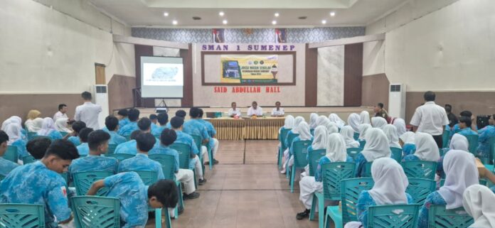 Kejari Sumenep Edukasi Pelajar SMAN 1 Lewat Program Jaksa Masuk Sekolah