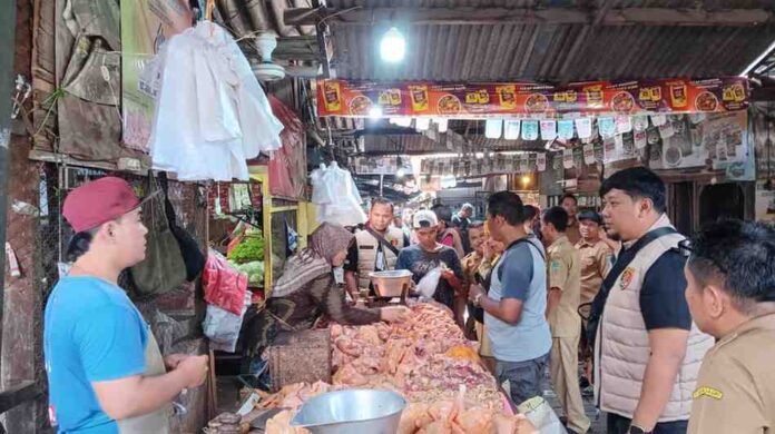 cabai di Pasuruan turun