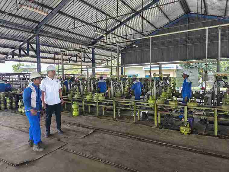 Pastikan Stok Aman, Polres Jombang Cek Ketersediaan Lpg 3 Kg Di Wilayahnya