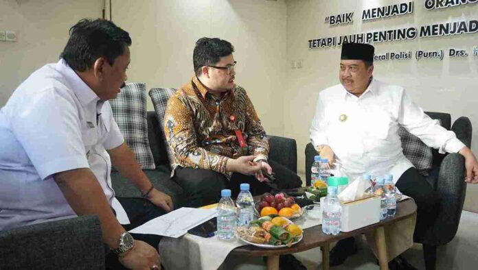 tiga Bupati Kumpul