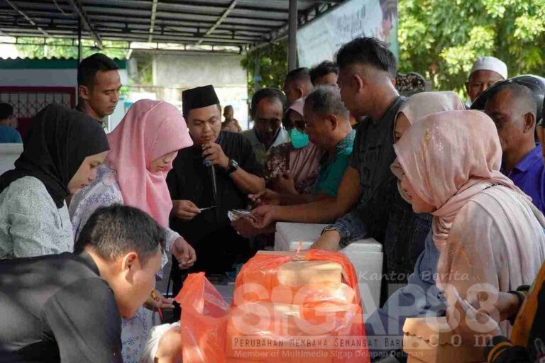 Momen Iduladha, Pln Up3 Madura Salurkan Ribuan Paket Daging Kurban