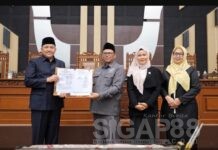 DPRD Kabupaten Pasuruan Sahkan 3 Raperda Strategis