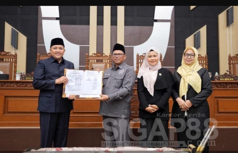 Dprd Kabupaten Pasuruan Sahkan 3 Raperda Strategis