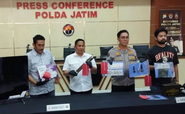 Polda Jatim Ringkus Komplotan Curat Rumah Kosong Lintas Provinsi Beraksi Di 13 Tkp