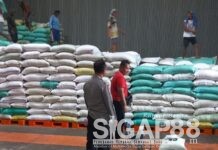 Dukung Ketahanan Pangan, Polsek Diwek Dampingi Pengiriman 10 ton Jagung ke Bulog Jombang