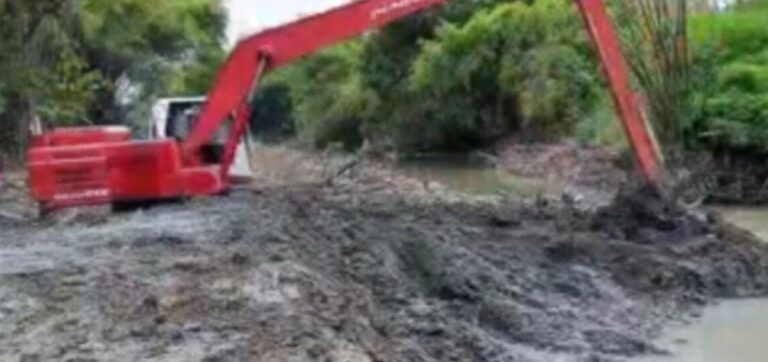 Percepat Normalisasi Afvour Dero, Pupr Jombang Antisipasi Banjir Dan Jaga Irigasi Pertanian