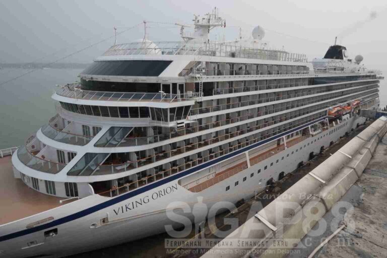 Pelindo Regional 3 Sambut Kedatangan Kapal Viking Orion Cruise Di Pelabuhan Tanjung Perak