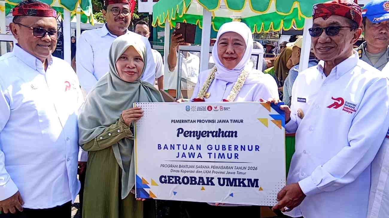 Khofifah Bersama Bupati Pamekasan