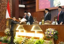 Pemprov Jatim Siap Tindak Lanjuti Rekomendasi Banggar, Emil Dardak Soroti Perbaikan Belanja Modal dan Bansos