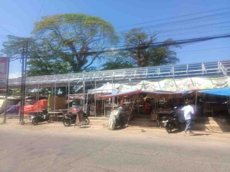 Paguyuban Pasar Ganding Sumenep Bangun 32 Lapak Semi Permanen, Dorong Pasar Lebih Tertib Dan Nyaman