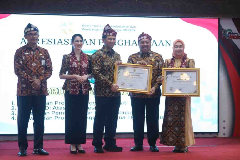 Pemkab Jombang Raih Penghargaan Nasional Pada Puncak Harganas Ke-33 Jawa Timur