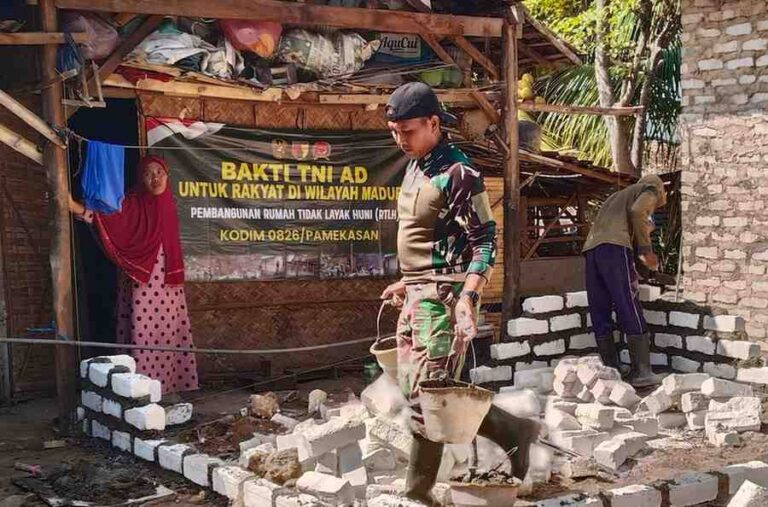 Program Kbsb Tni Ad Bangun Rumah Layak Untuk Warga Pamekasan, Gotong Royong Jadi Kekuatan