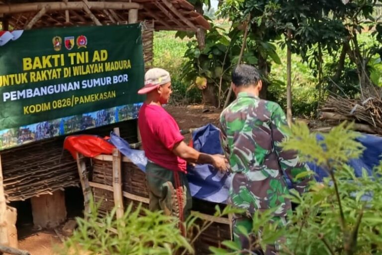 Sumur Bor Dibangun Di Pangbatok, Babinsa Proppo Kawal Akses Air Bersih Warga