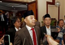 Eri Cahyadi Tegaskan Aksi Protes Mutasi Lurah Tambak Wedi Tak Boleh Membela Dugaan Pungli