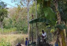Babinsa Koramil Palengaan Kawal Pengeboran Sumur Bor, Perkuat Akses Air Bersih untuk Warga Desa Kacok