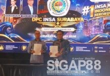 PT DABN Gandeng INSA Surabaya, Pelabuhan Probolinggo Diproyeksikan Jadi Alternatif Baru Logistik Jawa Timur Direktur Utama PT DABN Andri Irawan dan Ketua DPC INSA Surabaya Stevens Handry Lesawengen usai menandatangani MoU pengembangan Pelabuhan Probolinggo di Surabaya.