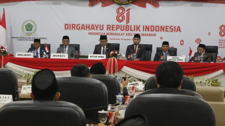 Dprd Pamekasan Dengarkan Pidato Kenegaraan Presiden Prabowo, Perkuat Sinergi Pusat Dan Daerah