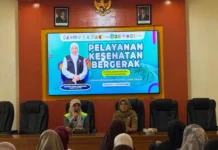 Layanan Kesehatan Bergerak Kangean, Ibu dan Kader Dibekali Edukasi Kesehatan