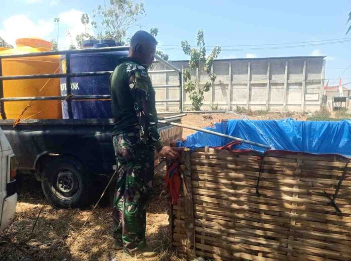 Koramil Palengaan Dampingi pengeboran air di ponpes Babinsa dampingi pengeboran air bersih di Ponpes Miftahul Ulum Pamekasan