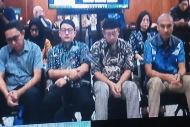 Korupsi Pengerukan Kolam Pelabuhan Tanjung Perak, 6 Eks Pejabat Pelindo Divonis 4 Tahun