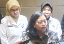 LPSK: Hak Korban Tak Boleh Hilang karena Ketidaktahuan, Sosialisasi UU Baru Diperkuat di Surabaya Wakil Ketua LPSK Susilaningtias saat doorstop dengan wartawan di Surabaya