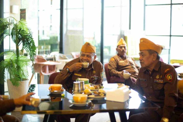 Wedang Jawi dalam kegiatan EXCOTEL bersama veteran Veteran LVRI Surabaya mengikuti kegiatan kemerdekaan