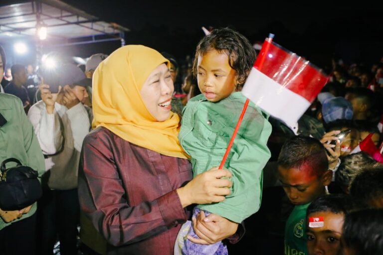 Gubernur Jatim Khofifah: Anak Korban Gempa Flores Tak Boleh Kehilangan Mimpi