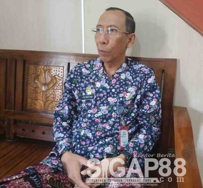 kepala-bapenda-sumenep-ferdiansyah-tetrajaya-diskon-pbb-p2 Kepala Bapenda Sumenep Ferdiansyah Tetrajaya