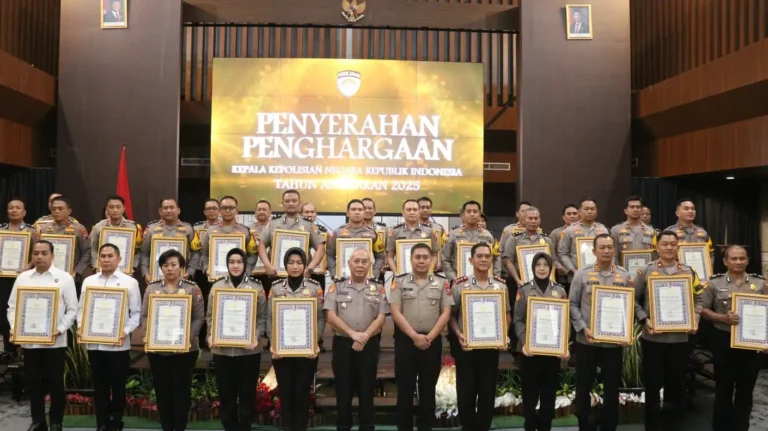 Polres Jombang Raih Predikat Pelayanan Prima