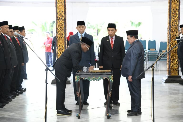 55 Pejabat Sumenep Berganti Posisi, Wabup Imam Hasyim Tekankan Tanggung Jawab Pelayanan Publik