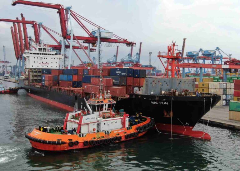 Kapasitas Terminal Peti Kemas Naik, Simpul Logistik Darat Jangan Jadi Titik Macet Baru