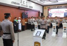 Mutasi Polres Jombang, Dua Kapolsek dan Kasihumas Berganti Jabatan Kapolres Jombang memimpin Sertijab sejumlah pejabat Polres Jombang