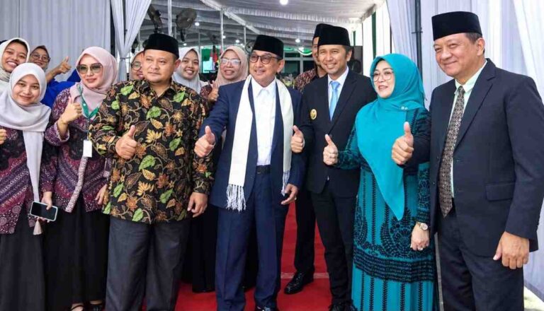 Cuma 4 Dari 600 Wisudawan Unwaha Yang Berani Maju, Zulhas: Orang Berani Itu Susah Dicari