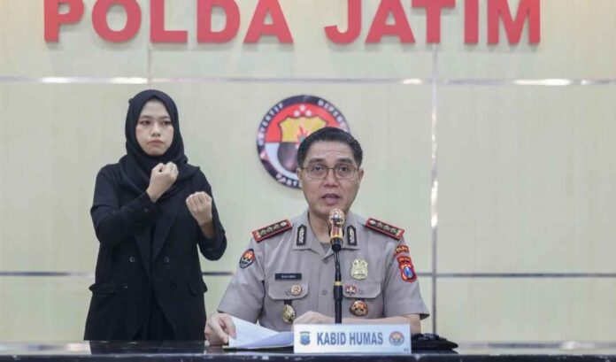 Kepala Bidang Humas Polda Jatim Kombes Pol Jules Abraham Abast