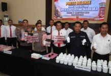 Polres Jombang Ungkap 41 Kasus Narkoba, Sita 51.166 Pil Okerbaya Konferensi pers pengungkapan 41 kasus narkoba oleh Polres Jombang